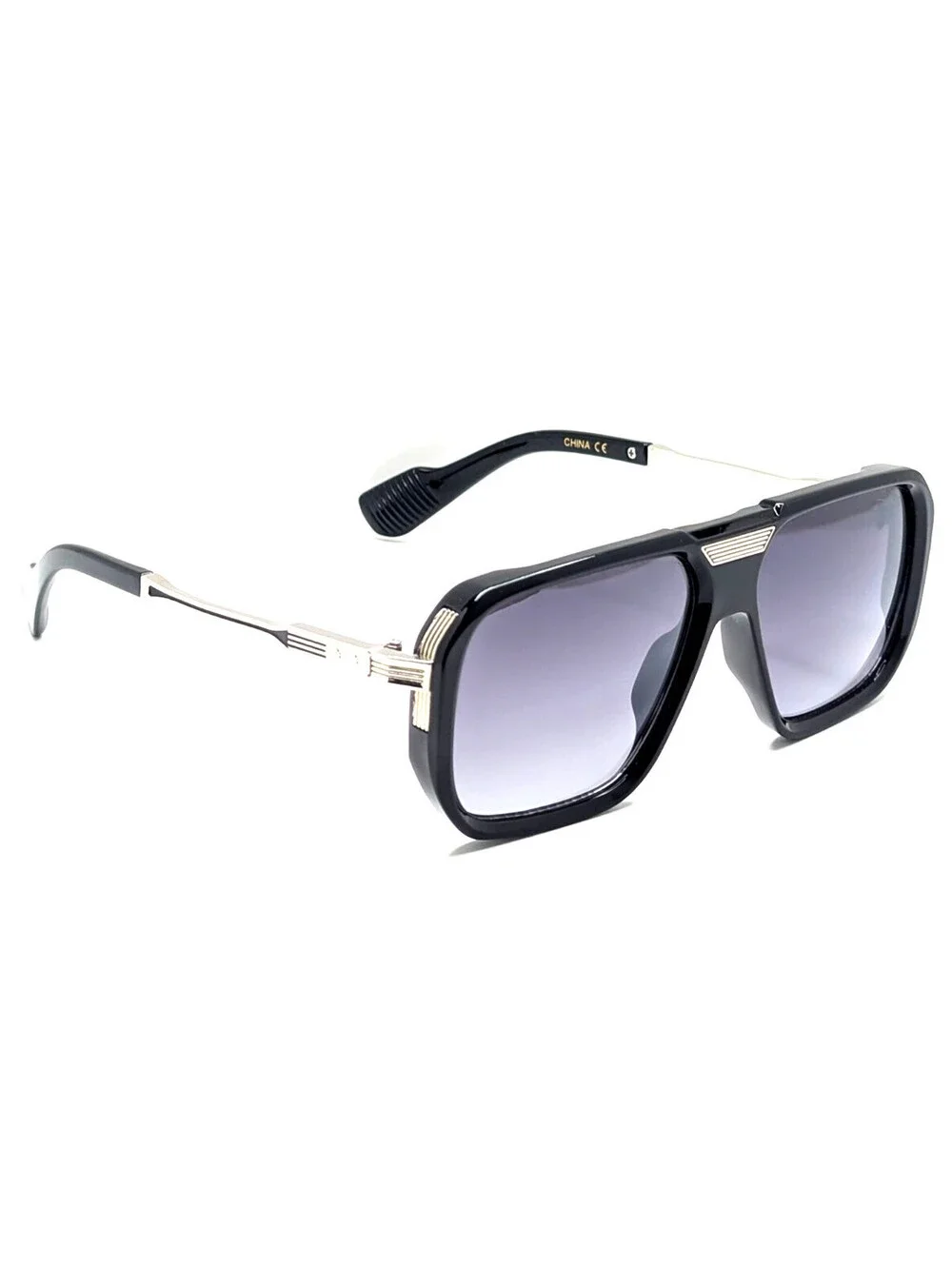 Manhattan 8MH87072 Smoke Gradient Lens Black Aviator Frame Men’s Sunglasses